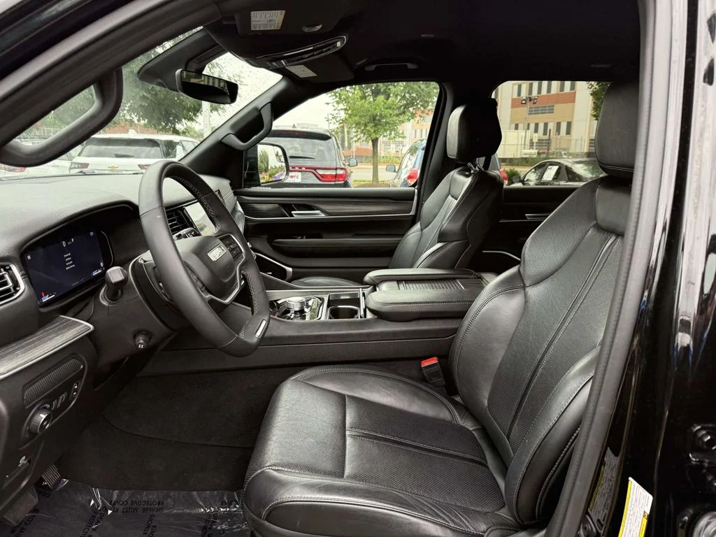 Used 2024 Black Jeep Series II image 13