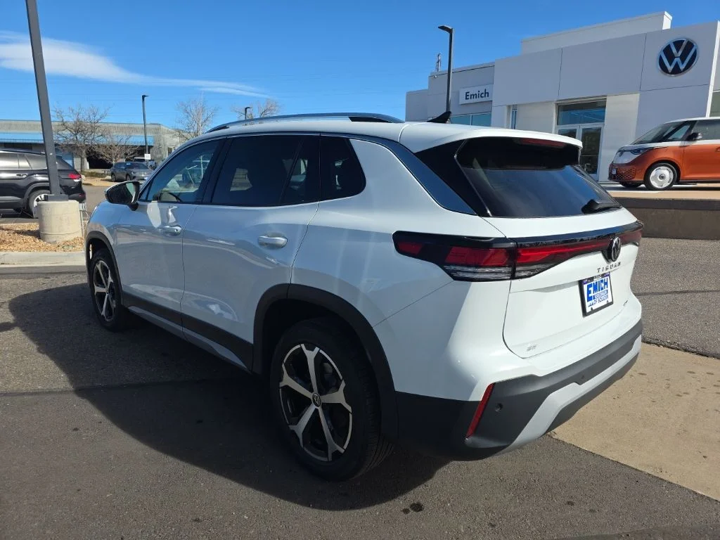 New 2026 White/off-white Volkswagen 2.0T SE image 3