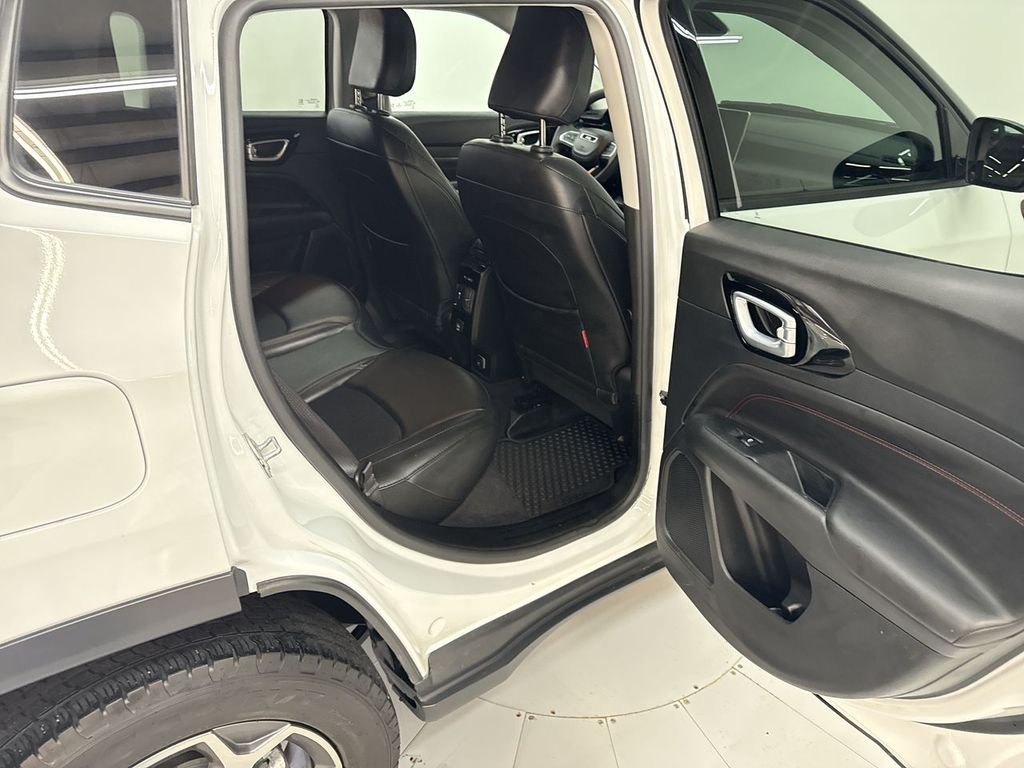 Used 2022 Bright White Clearcoat Jeep Trailhawk image 17