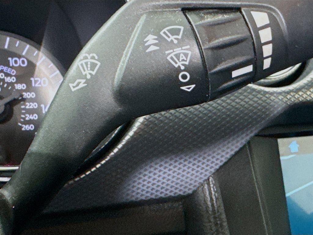 Used 2016 Oxford White Ford GT Premium image 15