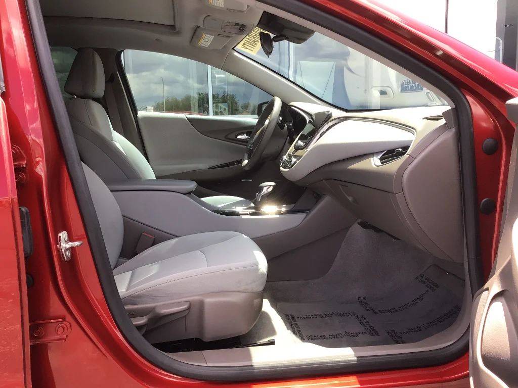 Used 2024 Radiant Red Tintcoat Chevrolet 1LT image 6