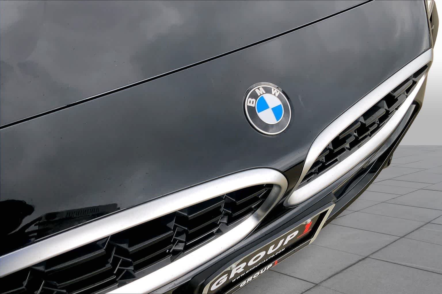 Used 2026 Black Sapphire Metallic BMW sDrive30i image 26