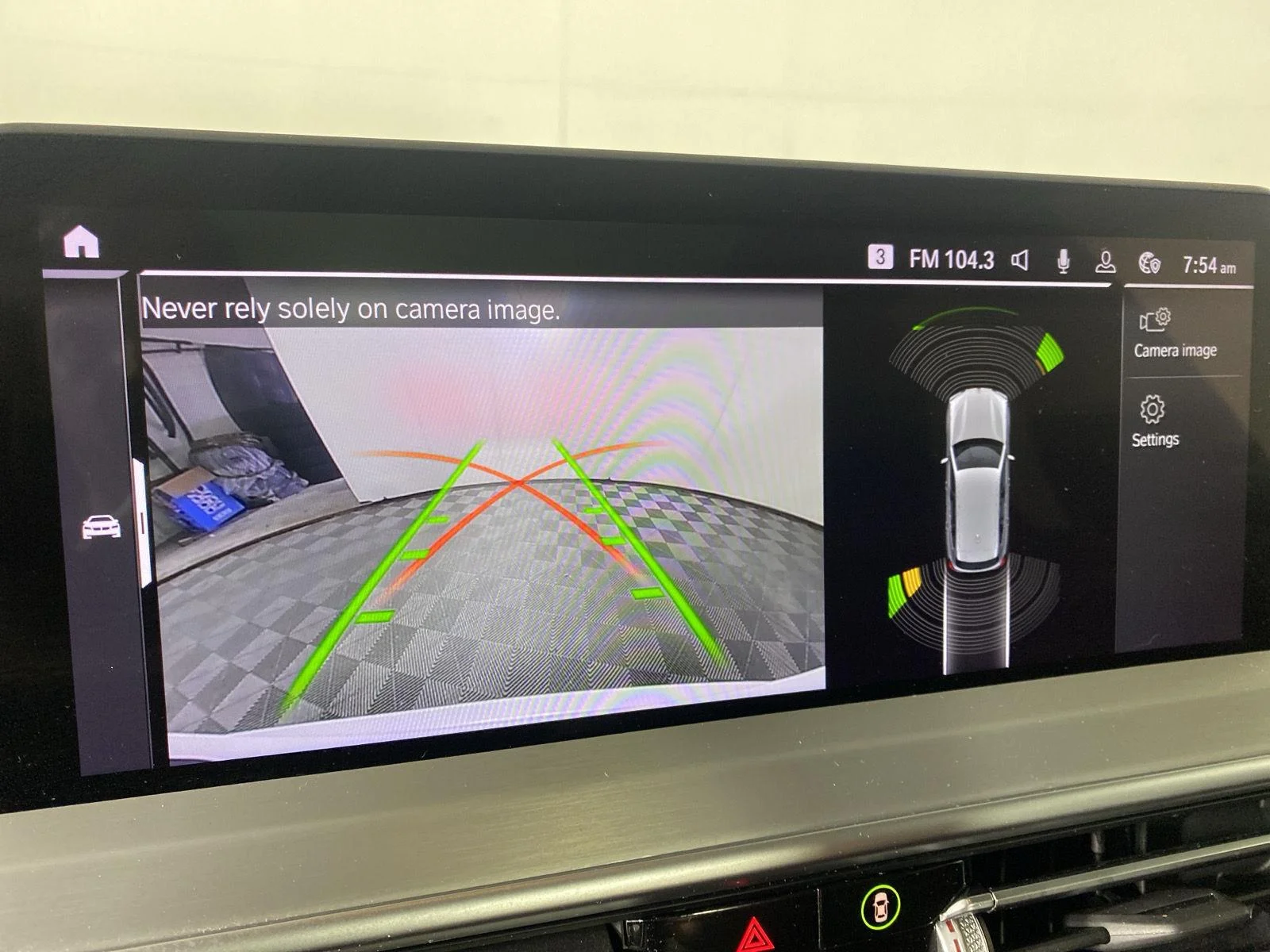 Used 2022 Mineral White Metallic BMW xDrive30i image 22