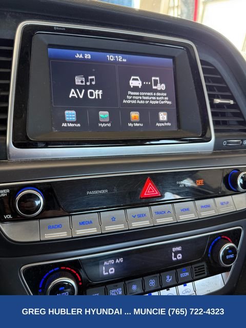 Used 2019 Silver Hyundai SE image 11