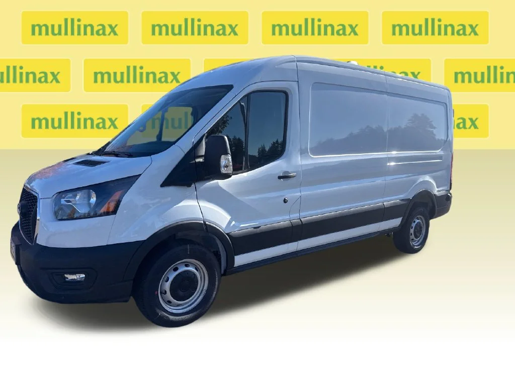 New 2027 White Ford Base image 10
