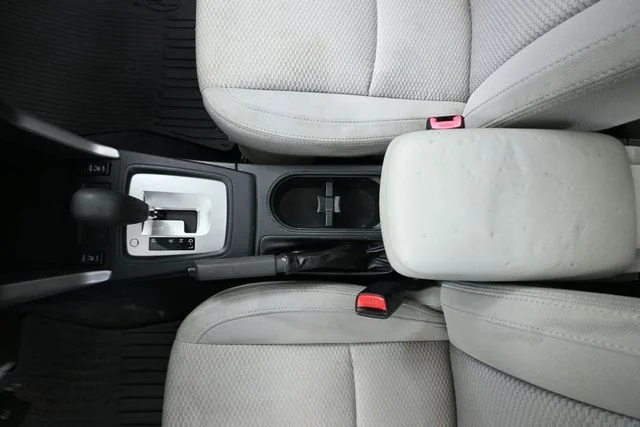 Used 2016 Gray Subaru 2.5i Premium image 32