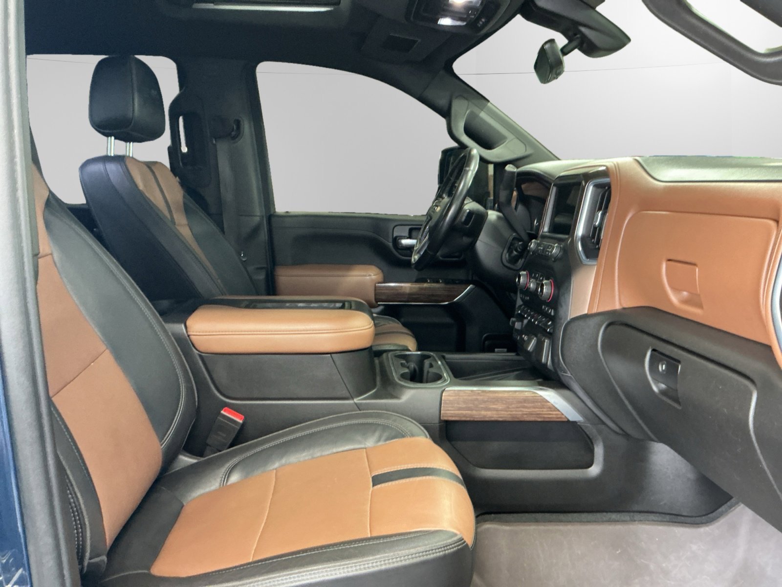 Used 2021 Blue Chevrolet High Country image 15