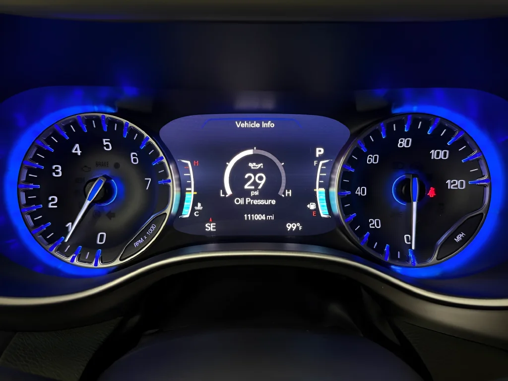 Used 2022 Gray Chrysler Touring L image 17