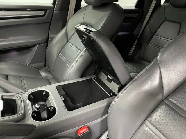 2022 Porsche Cayenne Platinum Edition - Photo 36