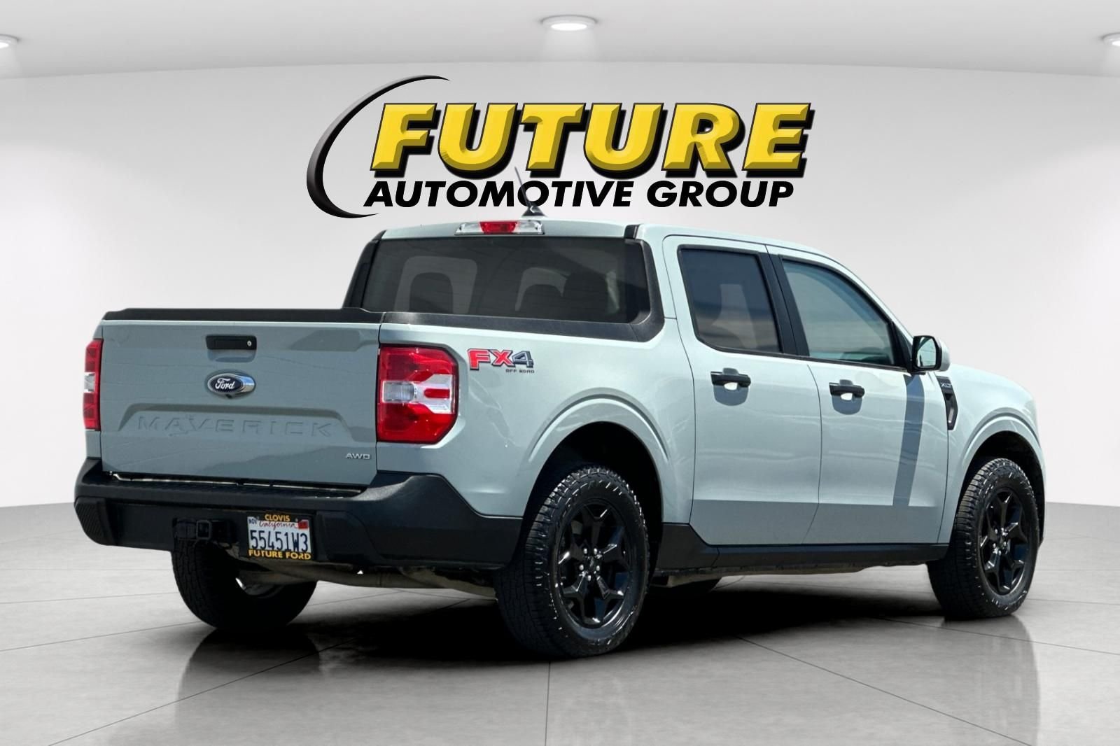 Used 2023 Green Ford XLT image 3