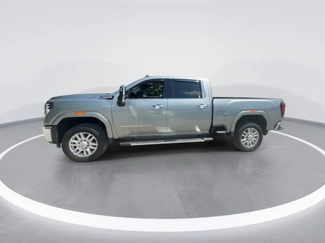 Used 2024 Silver GMC SLT image 5
