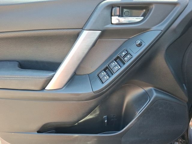 Used 2018 Gray Subaru 2.5i Premium image 13