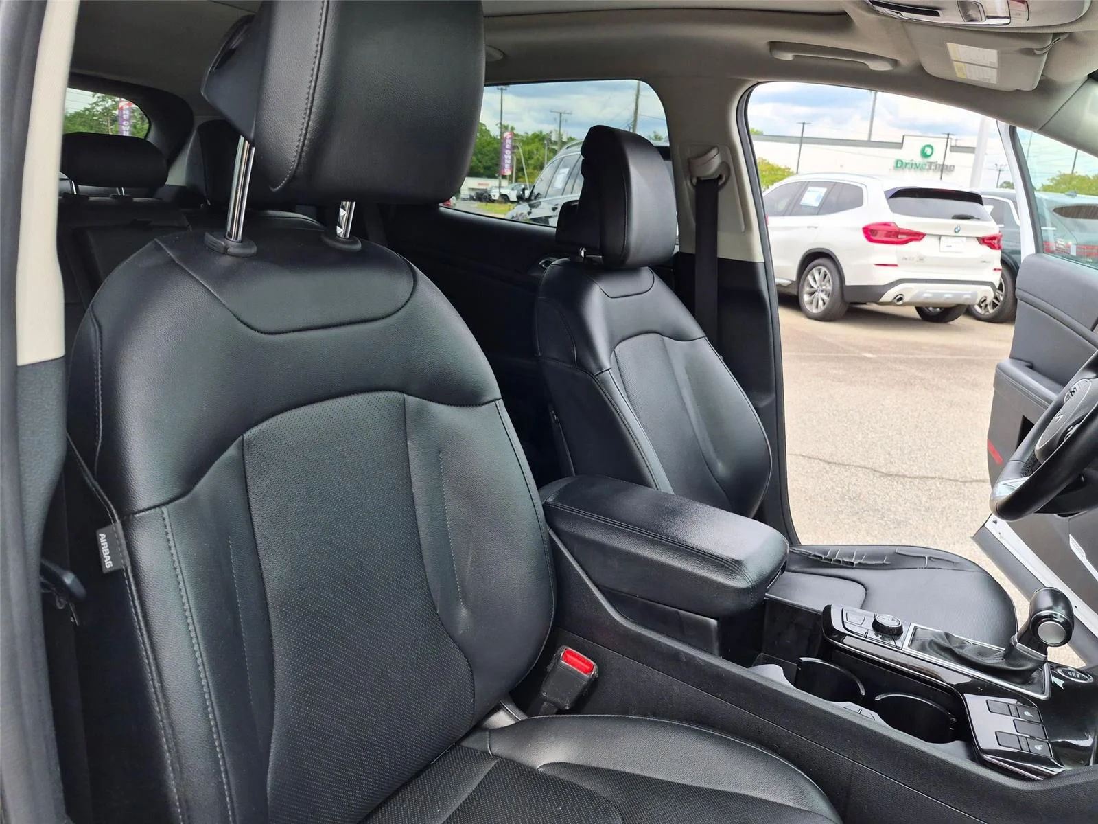 Used 2023 Glacial White Pearl Kia SX image 33