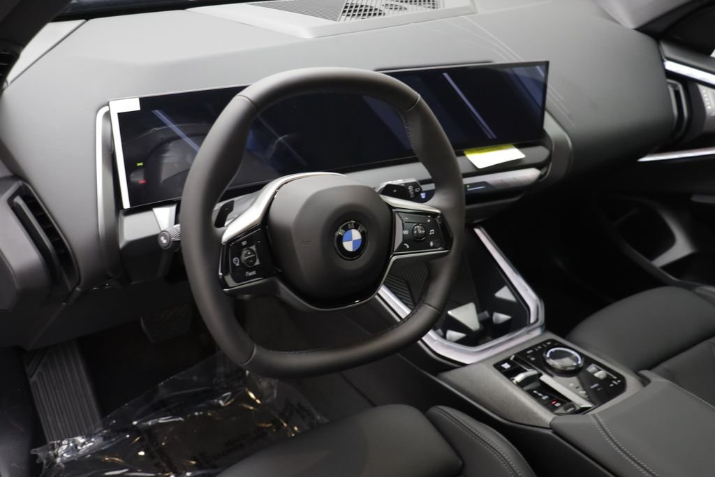 New 2026 Skyscraper Grey Metallic BMW 30 xDrive image 7