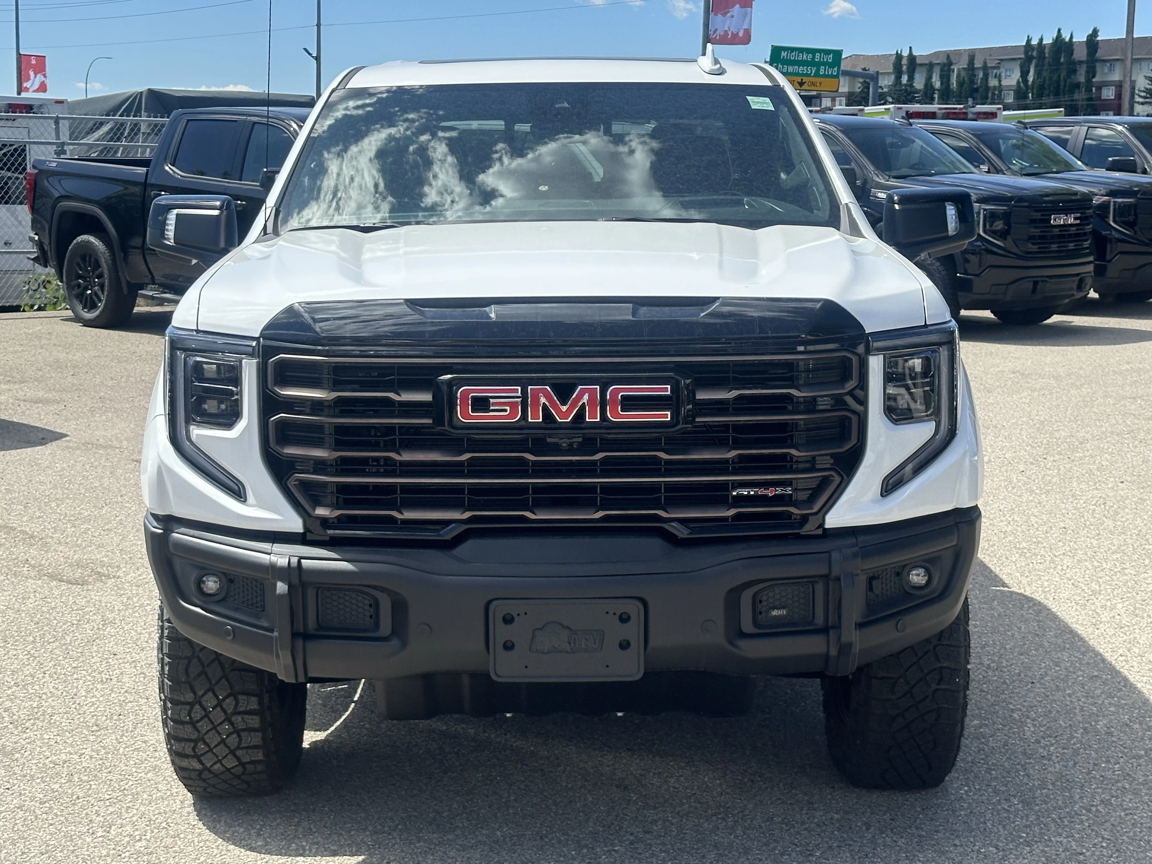 New 2026 Summit White GMC AT4X image 2