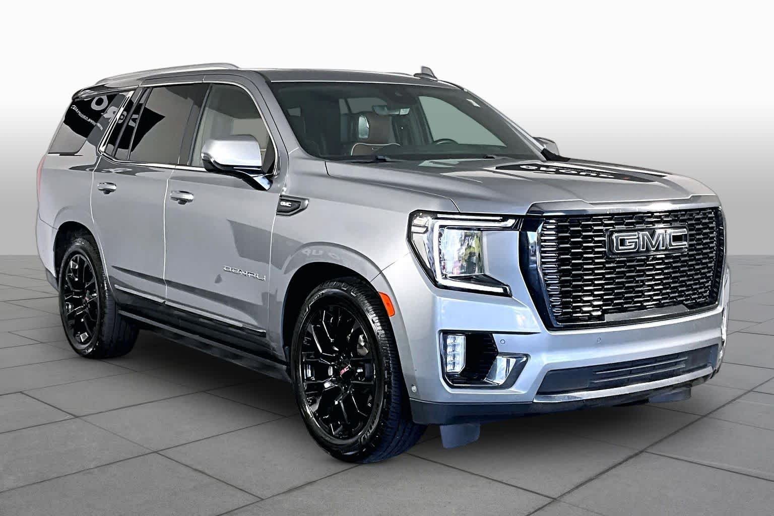 Used 2023 Sterling Metallic GMC Denali Ultimate image 3