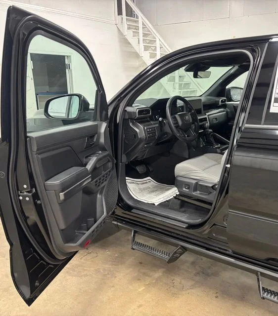 Used 2025 Black Toyota SR5 image 21