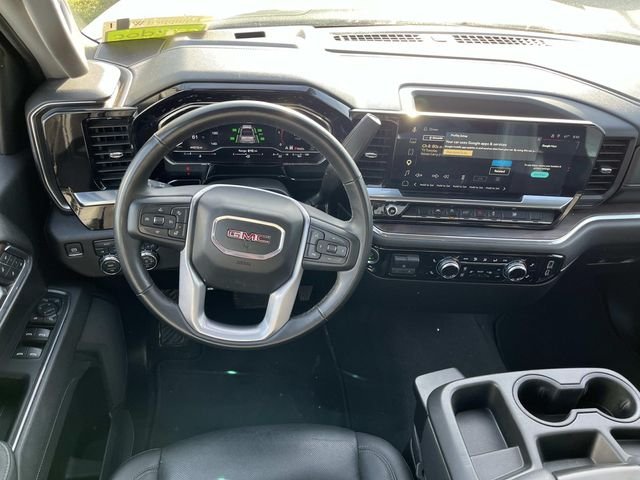 Used 2025 White GMC SLT image 12