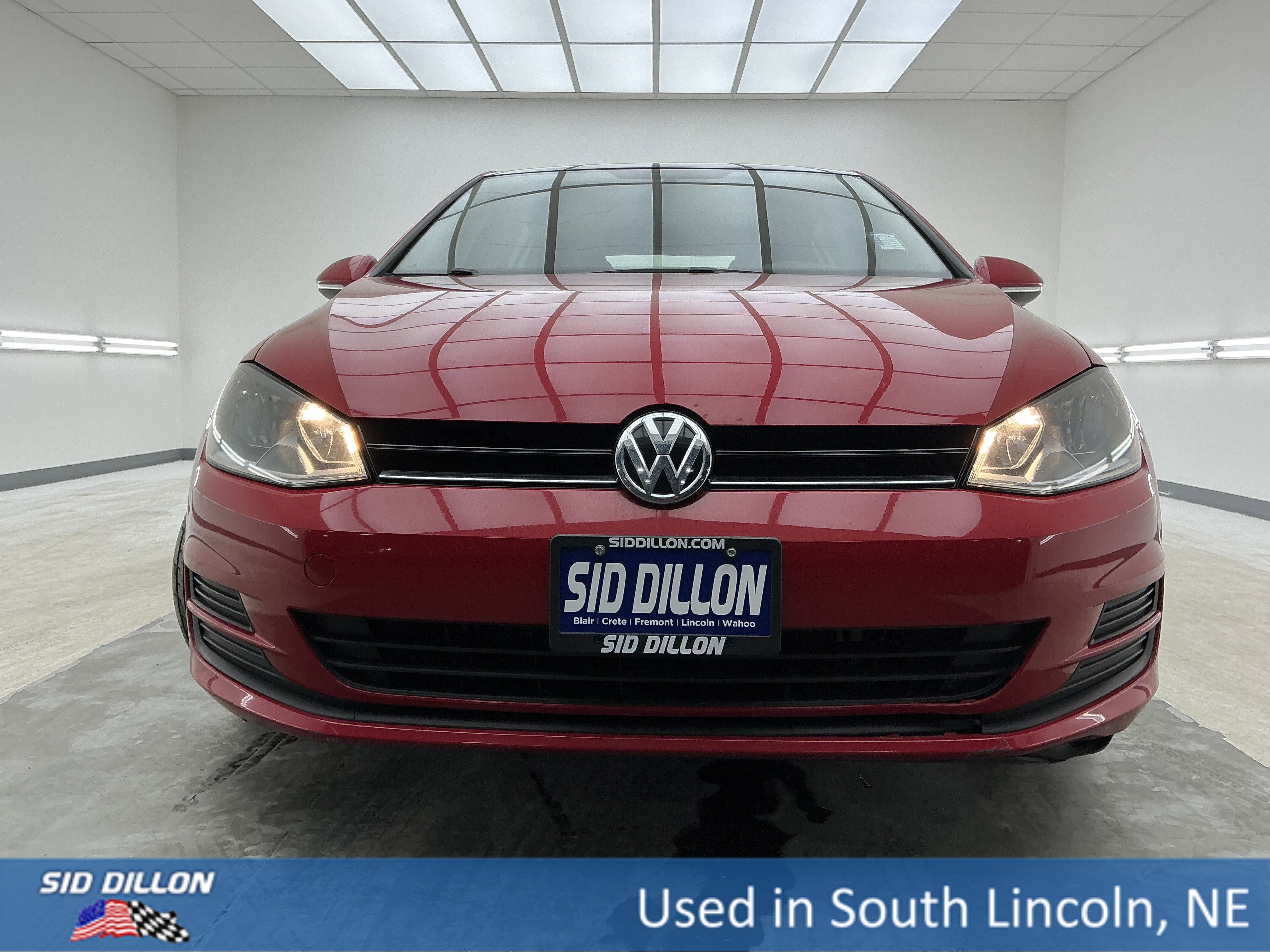 View vehicle photo 2