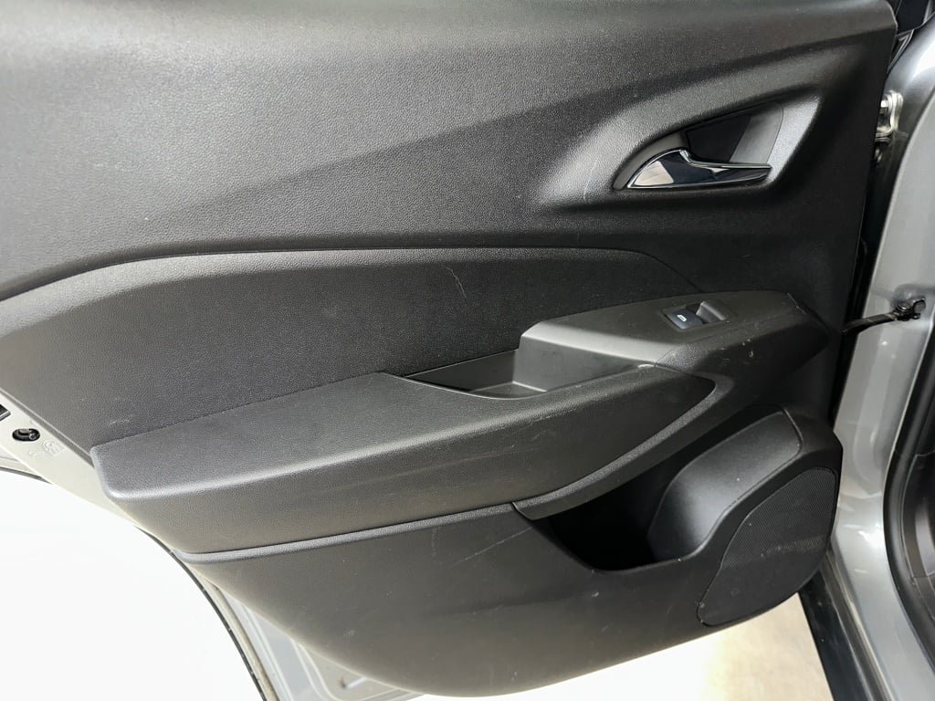 2024 Chevrolet Trax LS - Photo 16