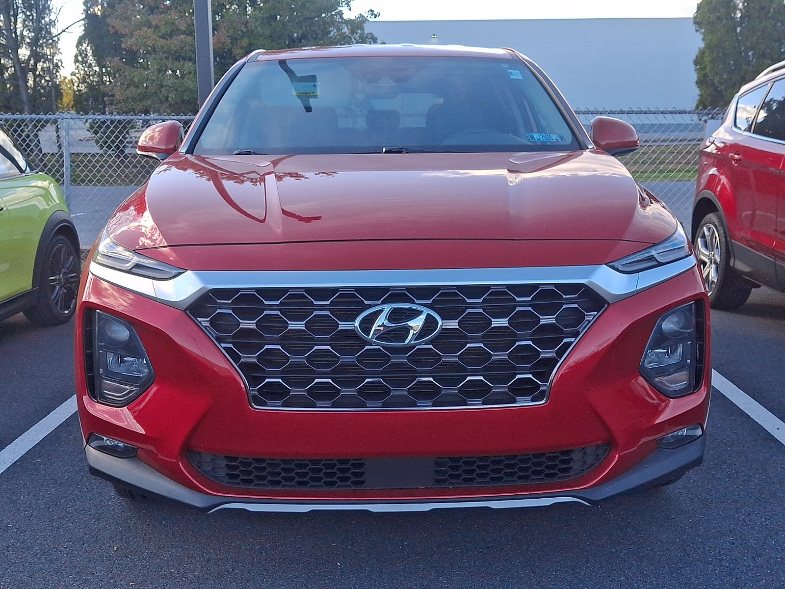 2020 Hyundai Santa Fe SEL photo 2