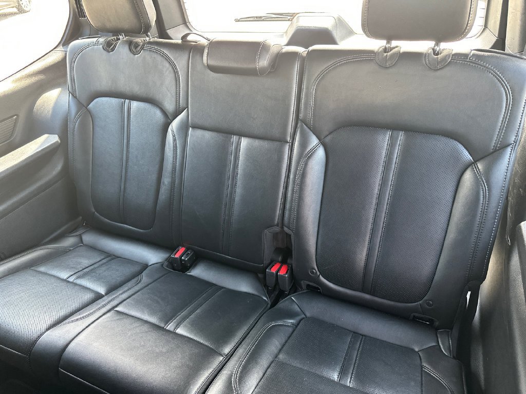 Used 2024 White Jeep Series II image 21