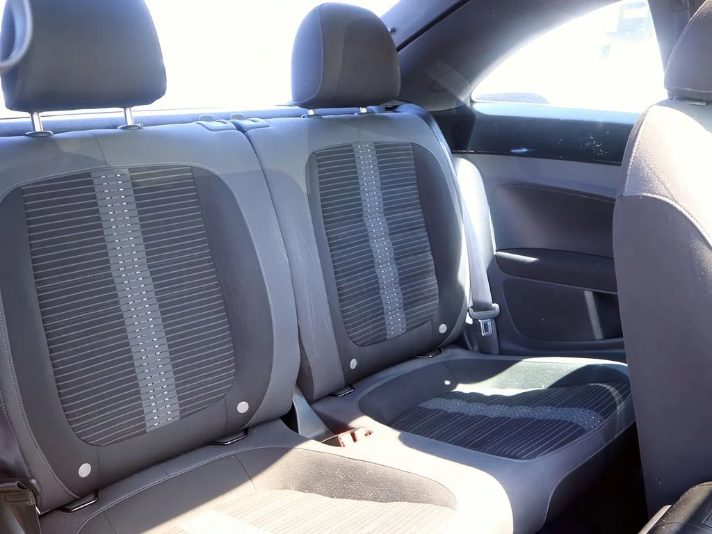2013 Volkswagen Beetle 2.0 - Photo 18