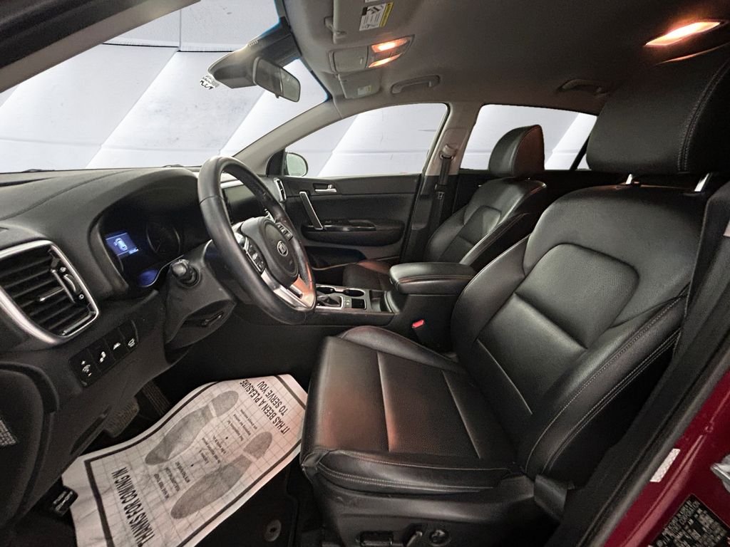 View vehicle photo 7