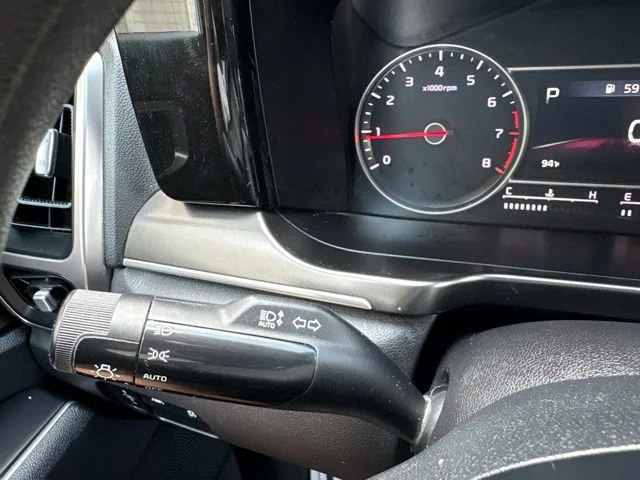Used 2022 Silver Kia LX image 22