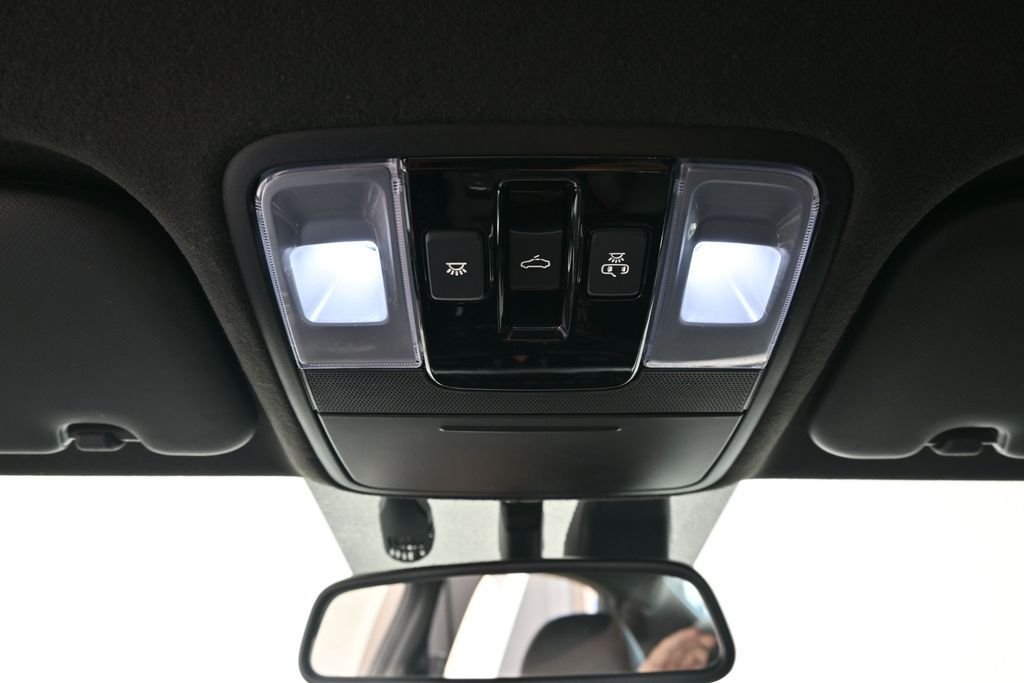 Used 2023 Snow White Pearl Kia GT image 13