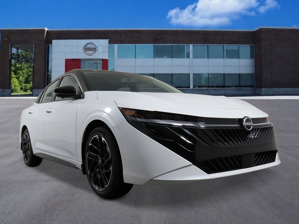 New 2026 Aspen White Tricoat/Super Black Nissan SR image 7