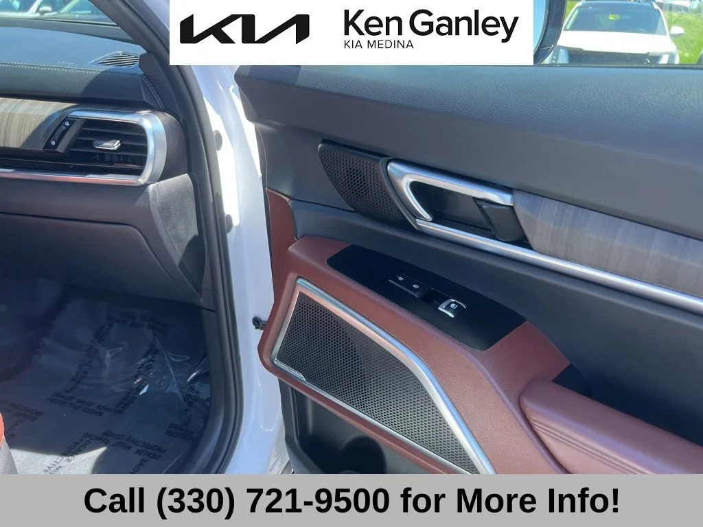 Certified Used 2024 White Kia SX image 62