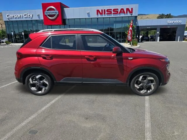 2023 Hyundai Venue SEL - Photo 7