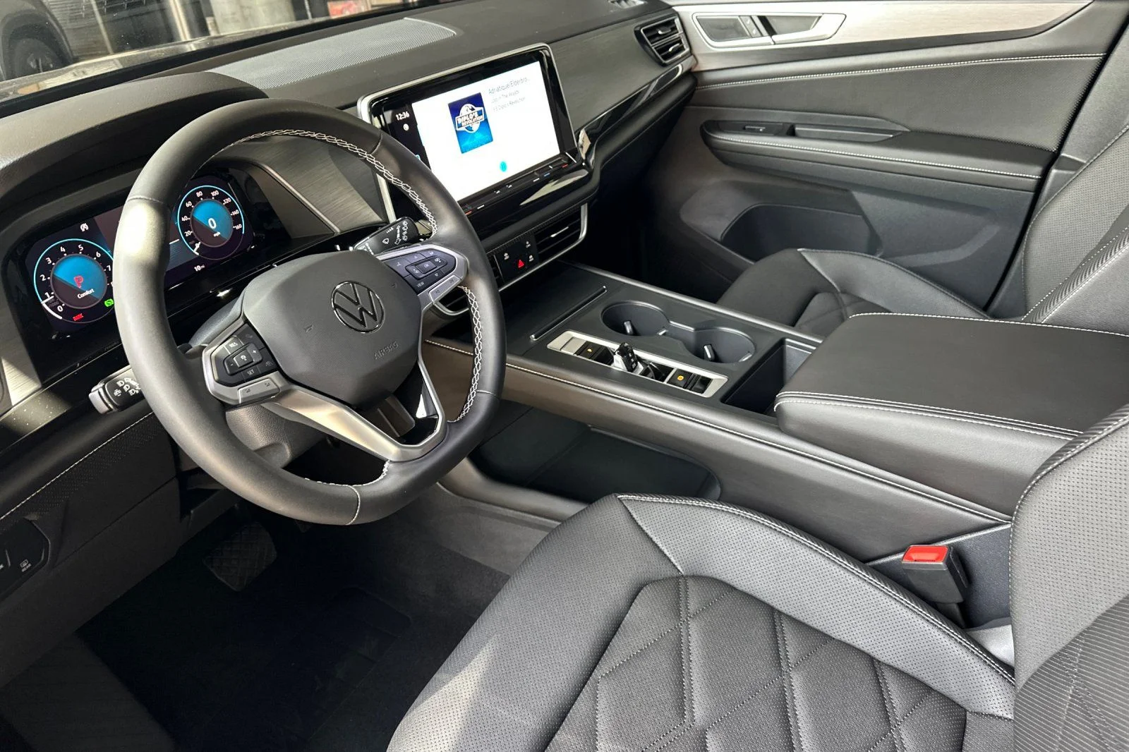 New 2026 Black Volkswagen 2.0T SE image 8