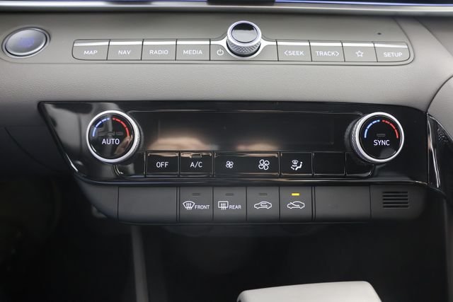 2025 Hyundai Elantra Blue - Photo 15