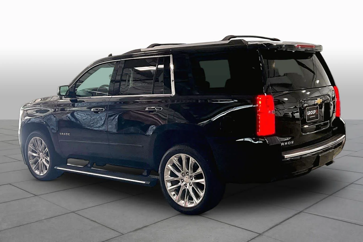 Used 2019 Black Chevrolet Premier image 12