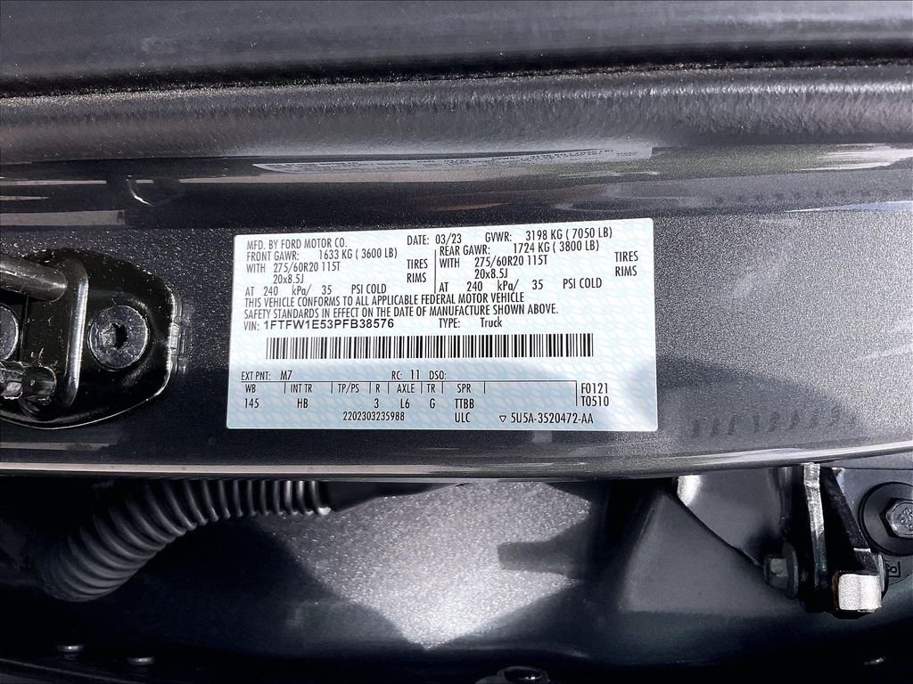 Used 2023 Carbonized Gray Metallic Ford Lariat image 32