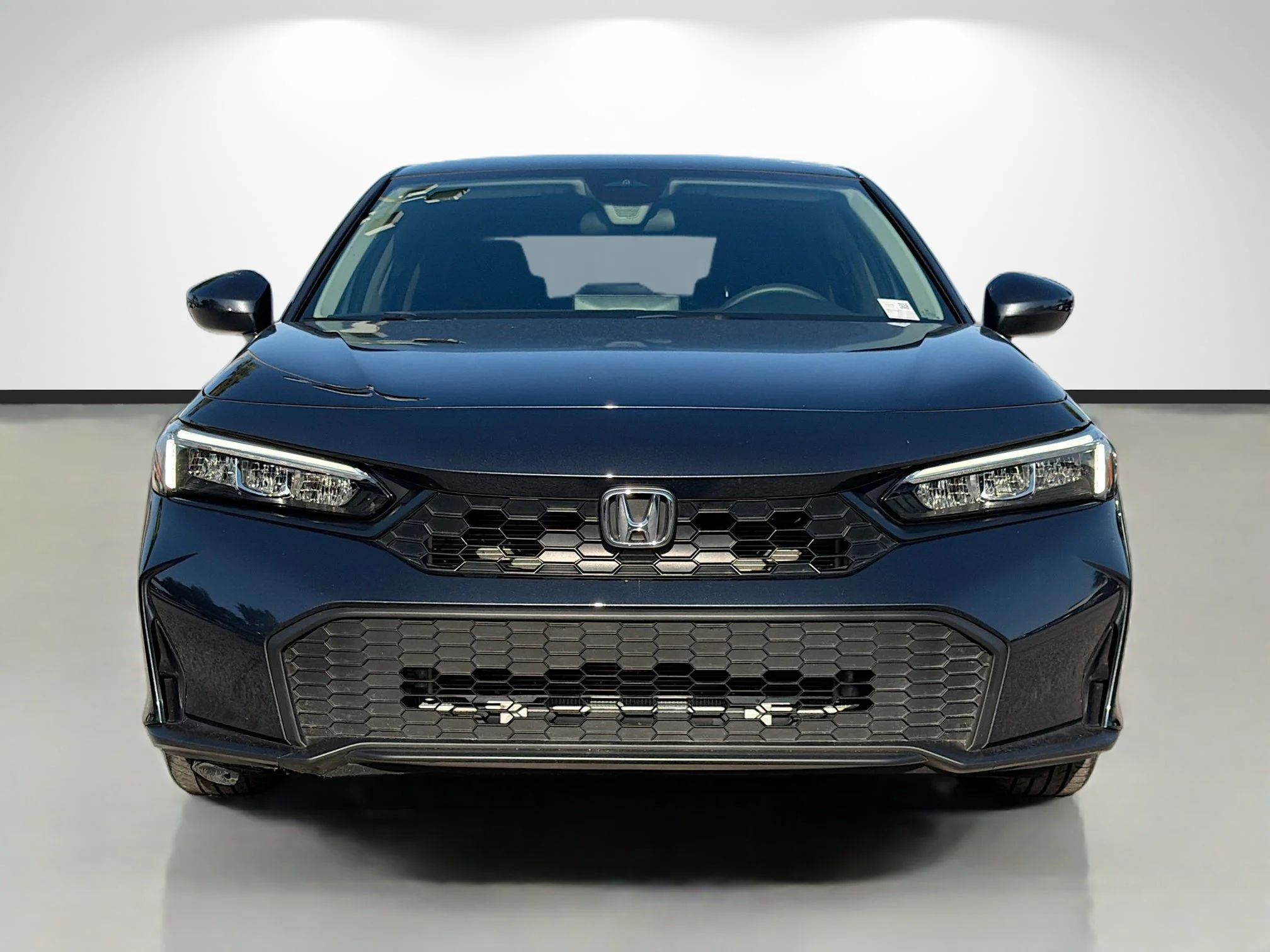 Used 2025 Meteorite Gray Metallic Honda LX image 8