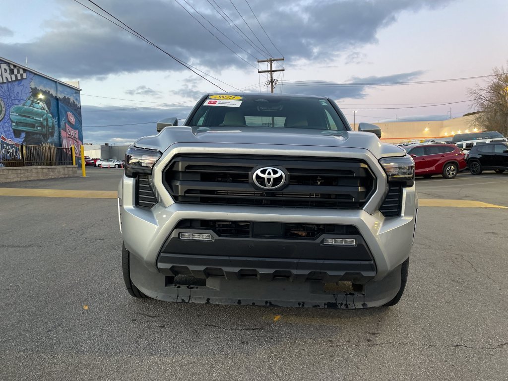 Used 2025 Silver Toyota SR5 image 8