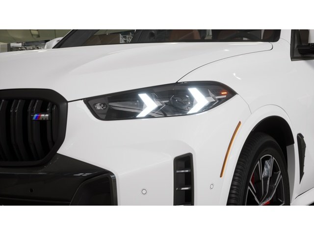 New 2026 Alpine White BMW M60i image 6