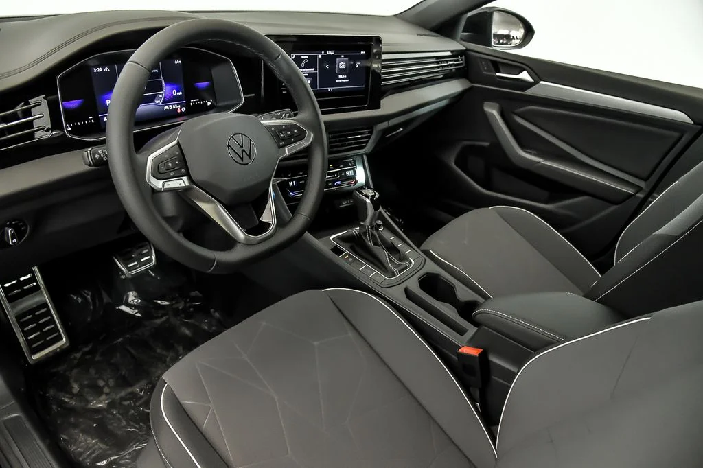 New 2026 Black Volkswagen 1.5T Sport image 6
