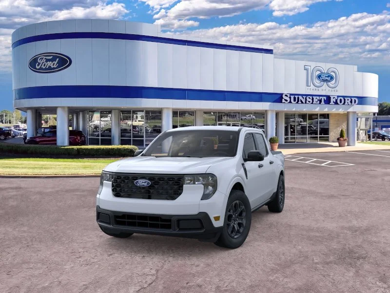 New 2026 Space White Metallic Ford XLT image 2