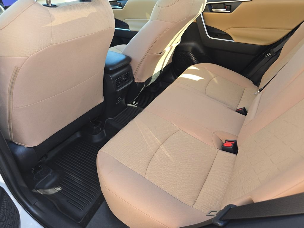 Used 2025 White Toyota XLE image 20