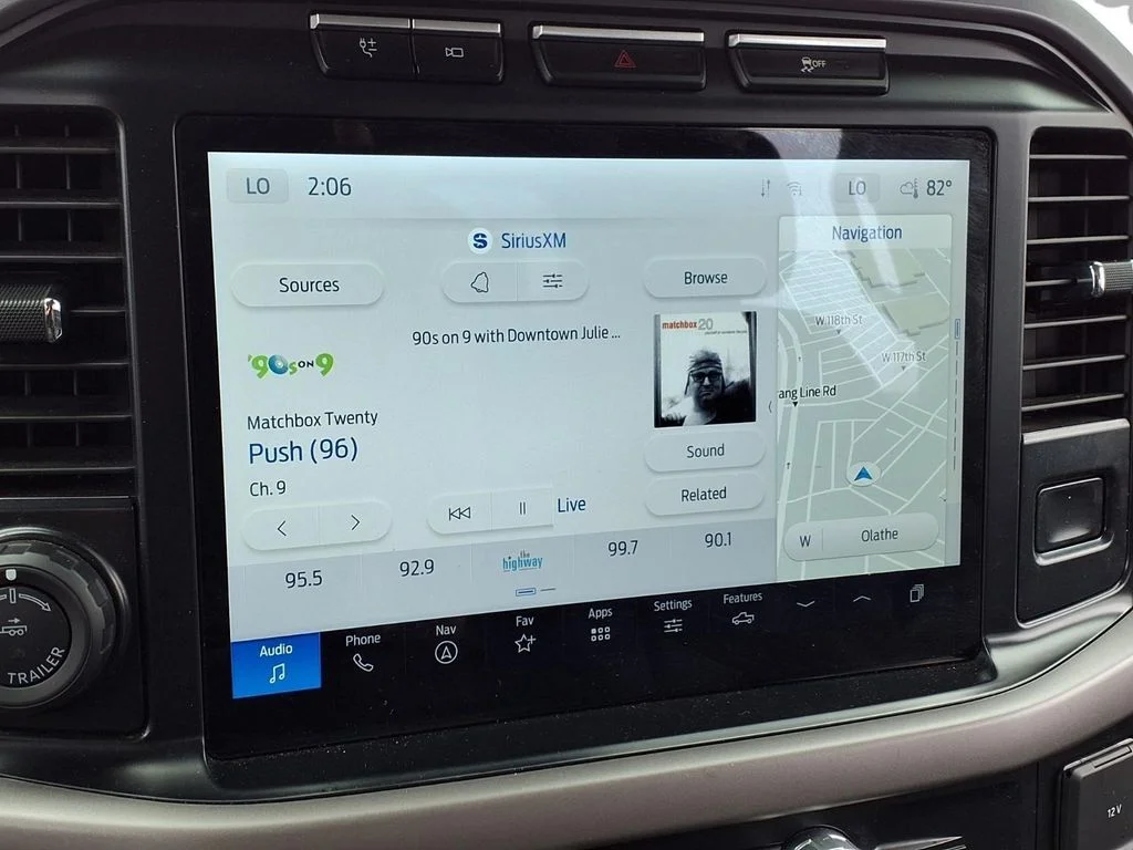Used 2024 Gray Ford XLT image 6