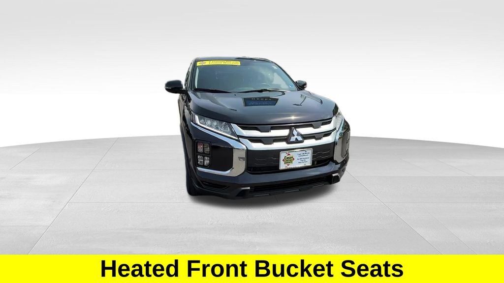 Used 2025 Black Mitsubishi 2.0 SE image 9