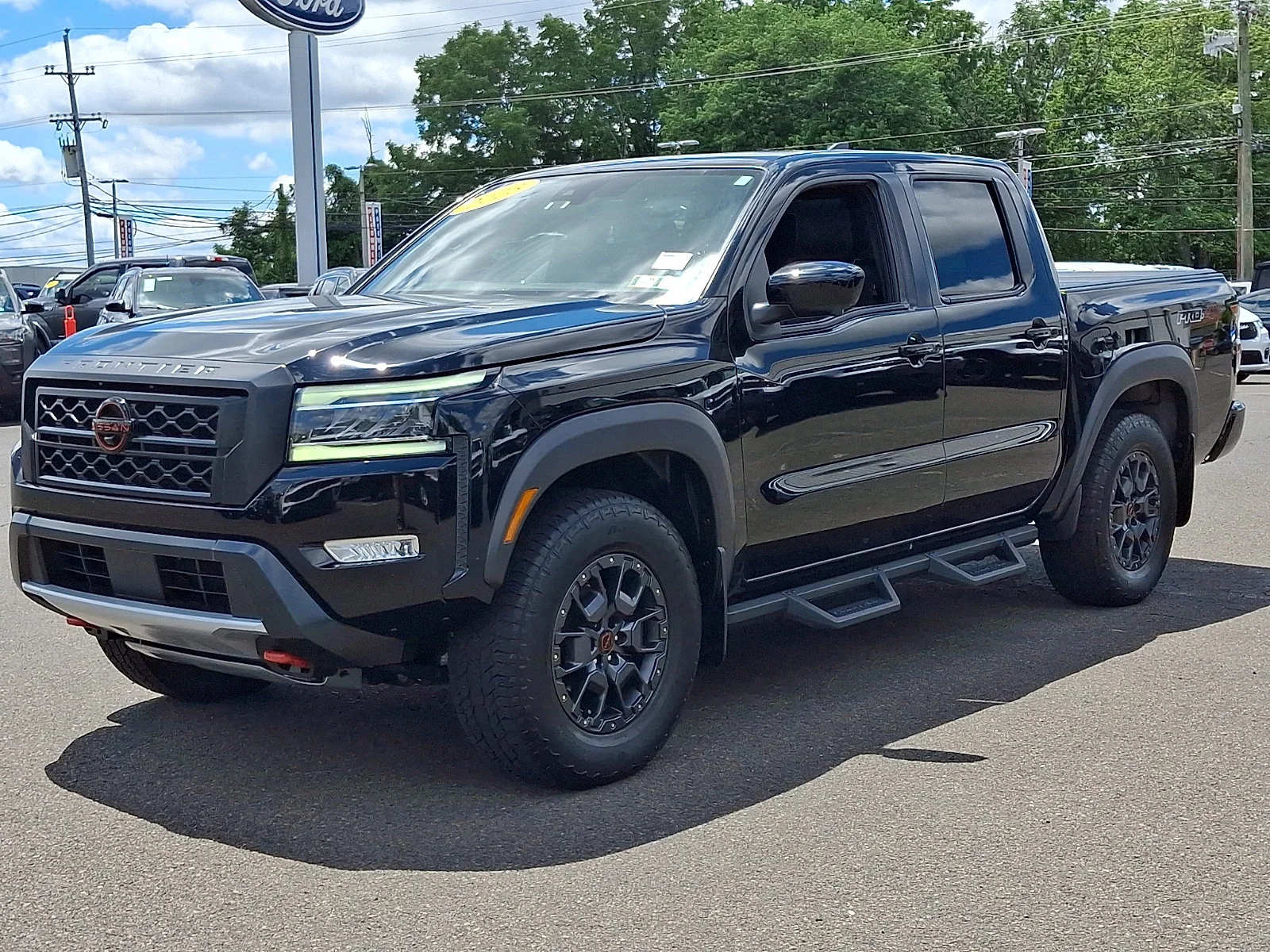 Used 2023 Black Nissan PRO-4X image 3