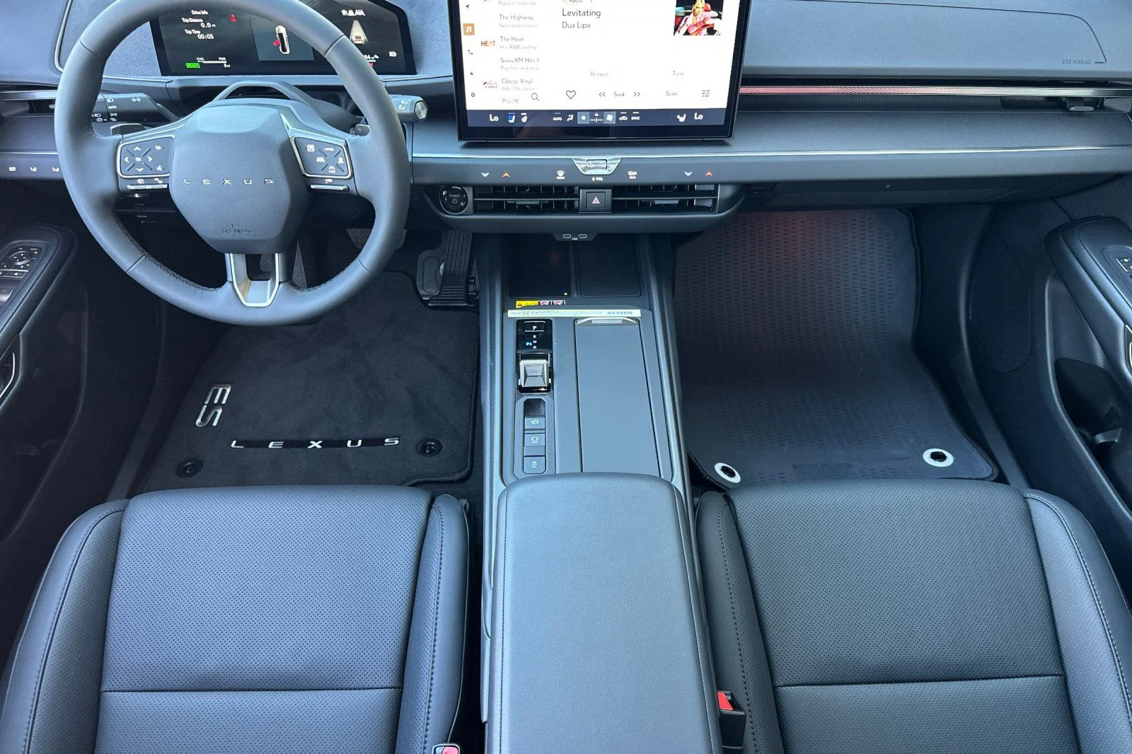 New 2026 Ultra White Lexus ES 350e PREMIUM image 10