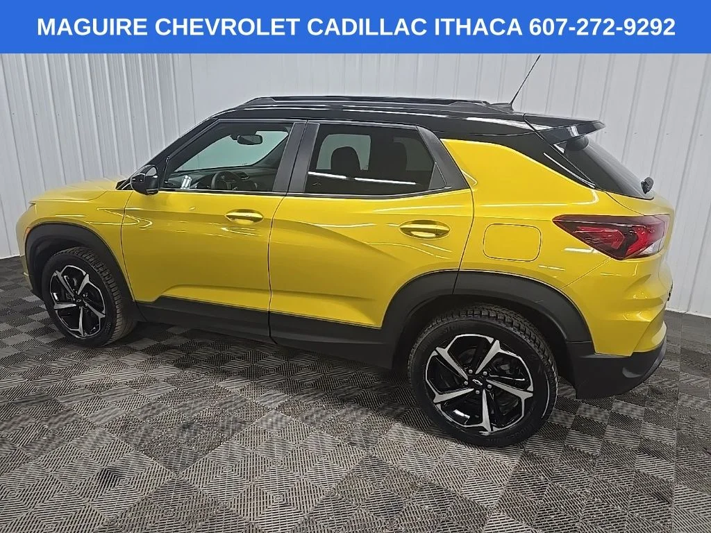 Used 2023 Yellow Chevrolet RS image 4