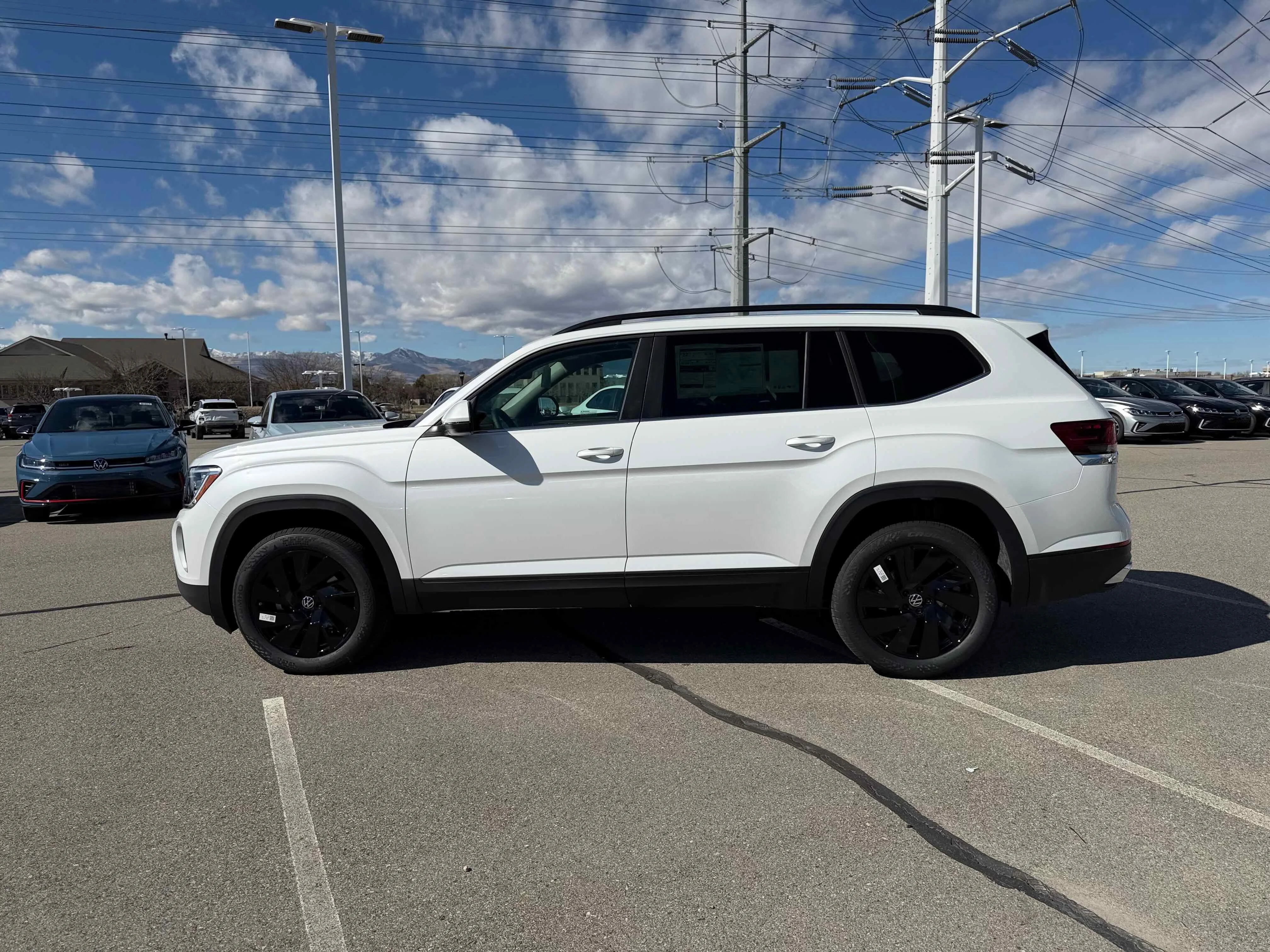 New 2026 Opal White Volkswagen 2.0T SE w/Technology image 2