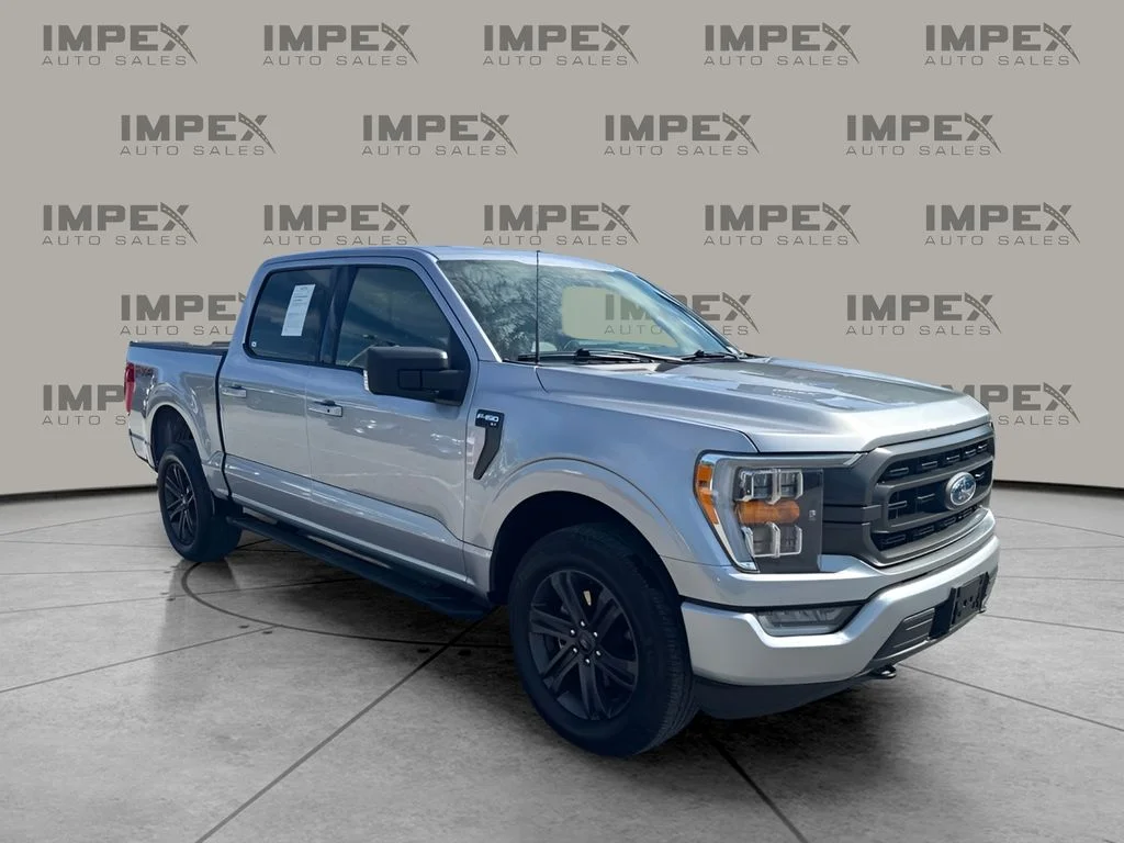 Used 2022 Silver Ford XLT image 5